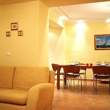 Apartment Overlooking The Sea