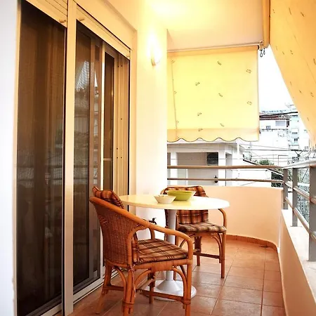 Overlooking The Sea Apartment Sarande